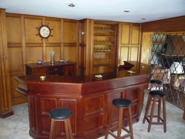 Importante casa en venta frente al mar, vistas increíbles a toda la Bahia.